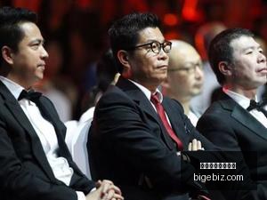 德甲焦点战,新援巧妙助,攻罗伊斯,投注组合,资金配比,买球方案优化,体育投资